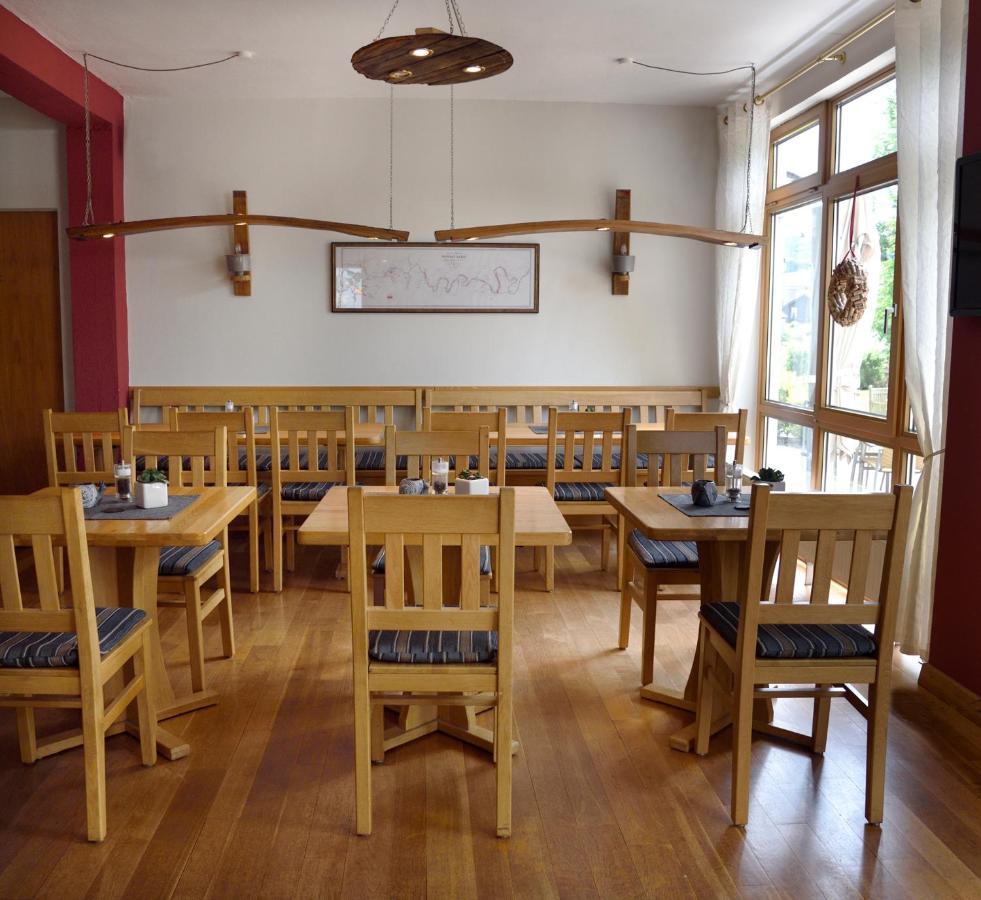 Weingut Weich Hotel *